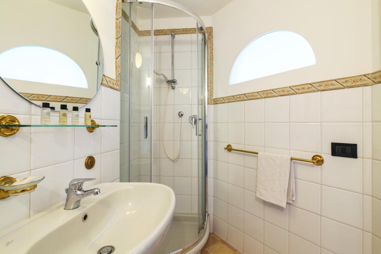 Duomo Cathedral View - Luxury Apartment Mailand Exterior foto